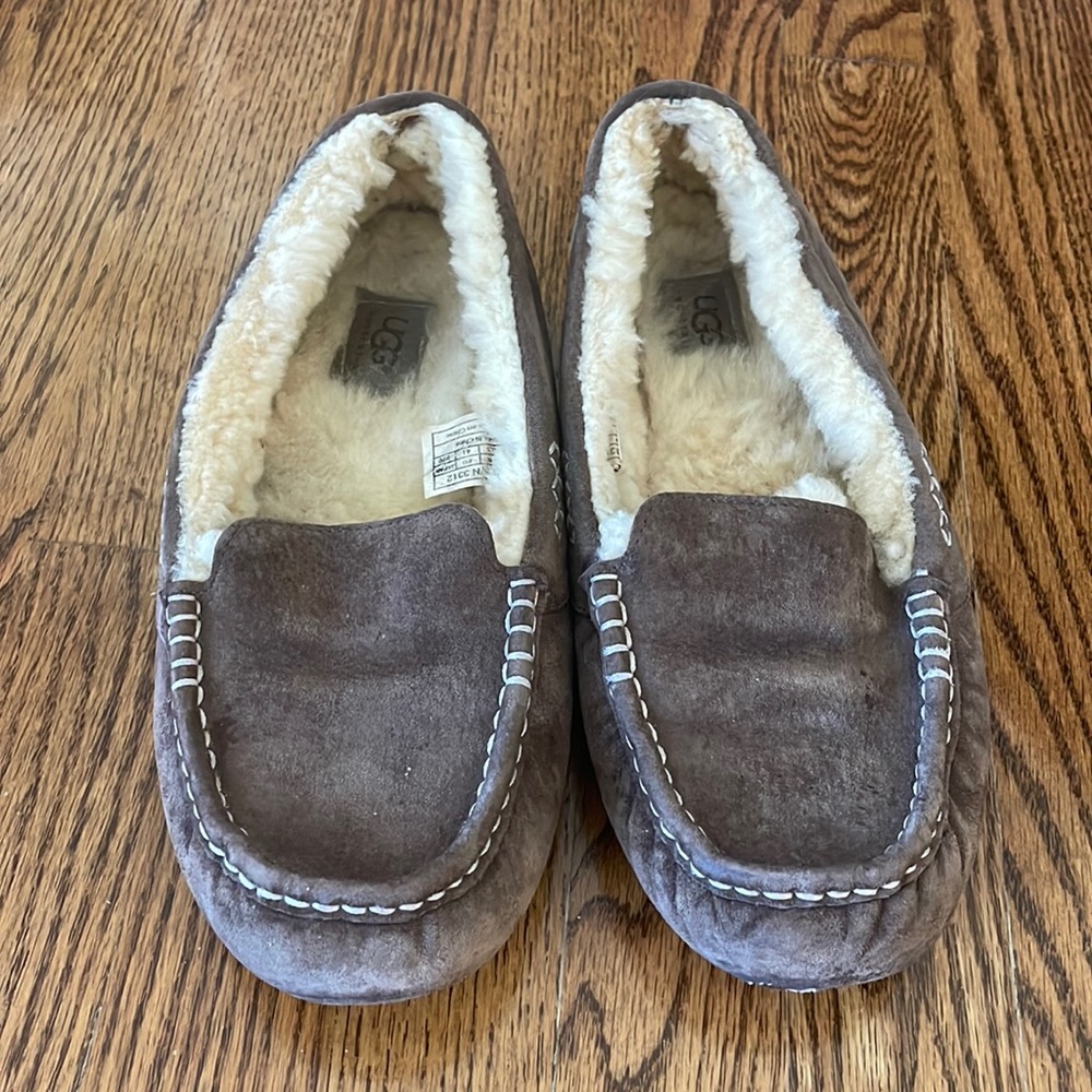 Ugg Ansley moccasin Slipper chocolate brown women’s size 10 sheepskin and suede - Picture 1 of 15